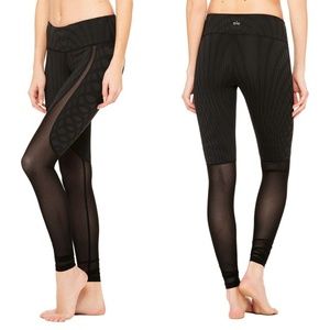 Alo Yoga motion legging